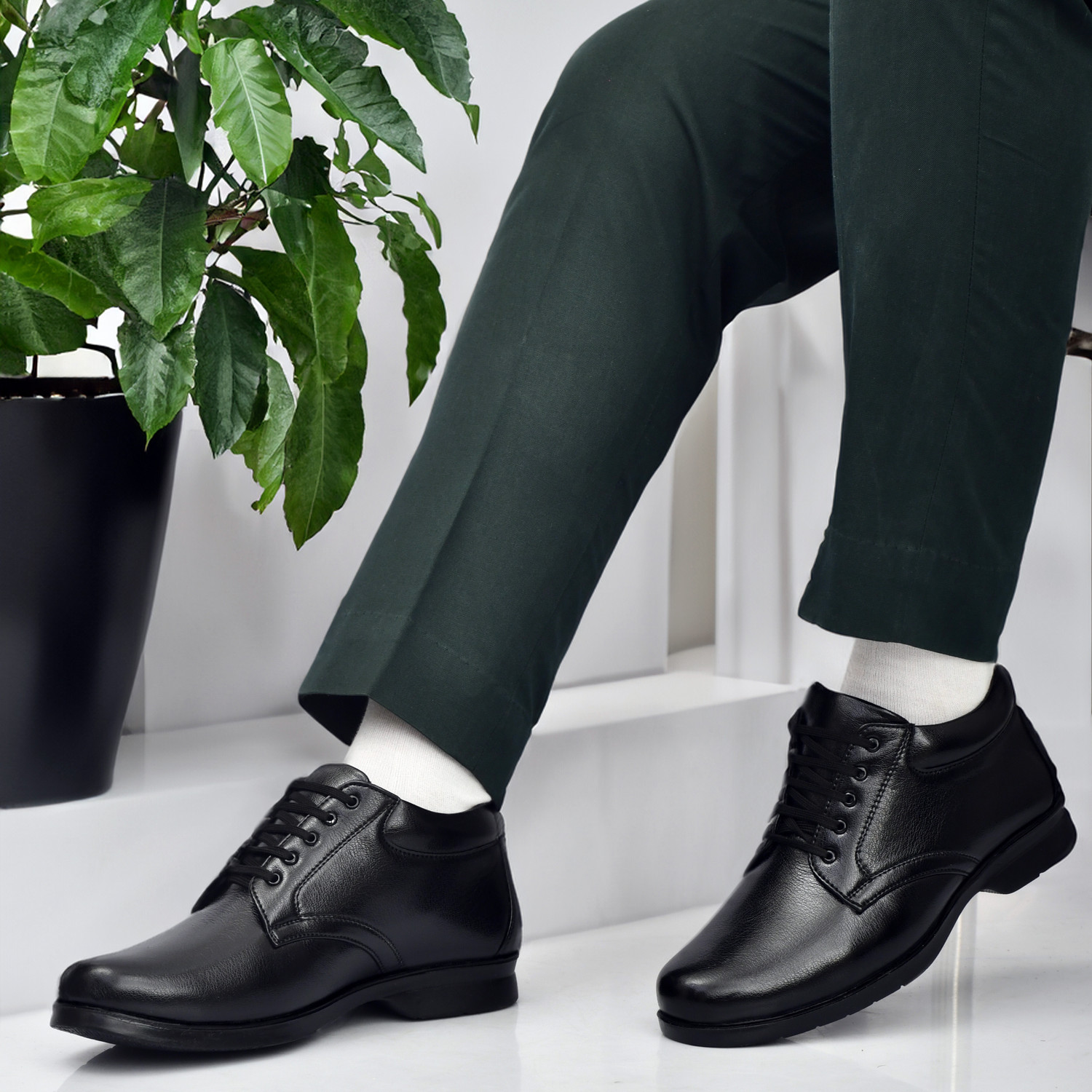 Image of Zixer Leather Mid-Top Formal Shoes Men's /Office Leather Shoe For Men /Derby Formal Shoe Lace Up For Men (Black , 8)