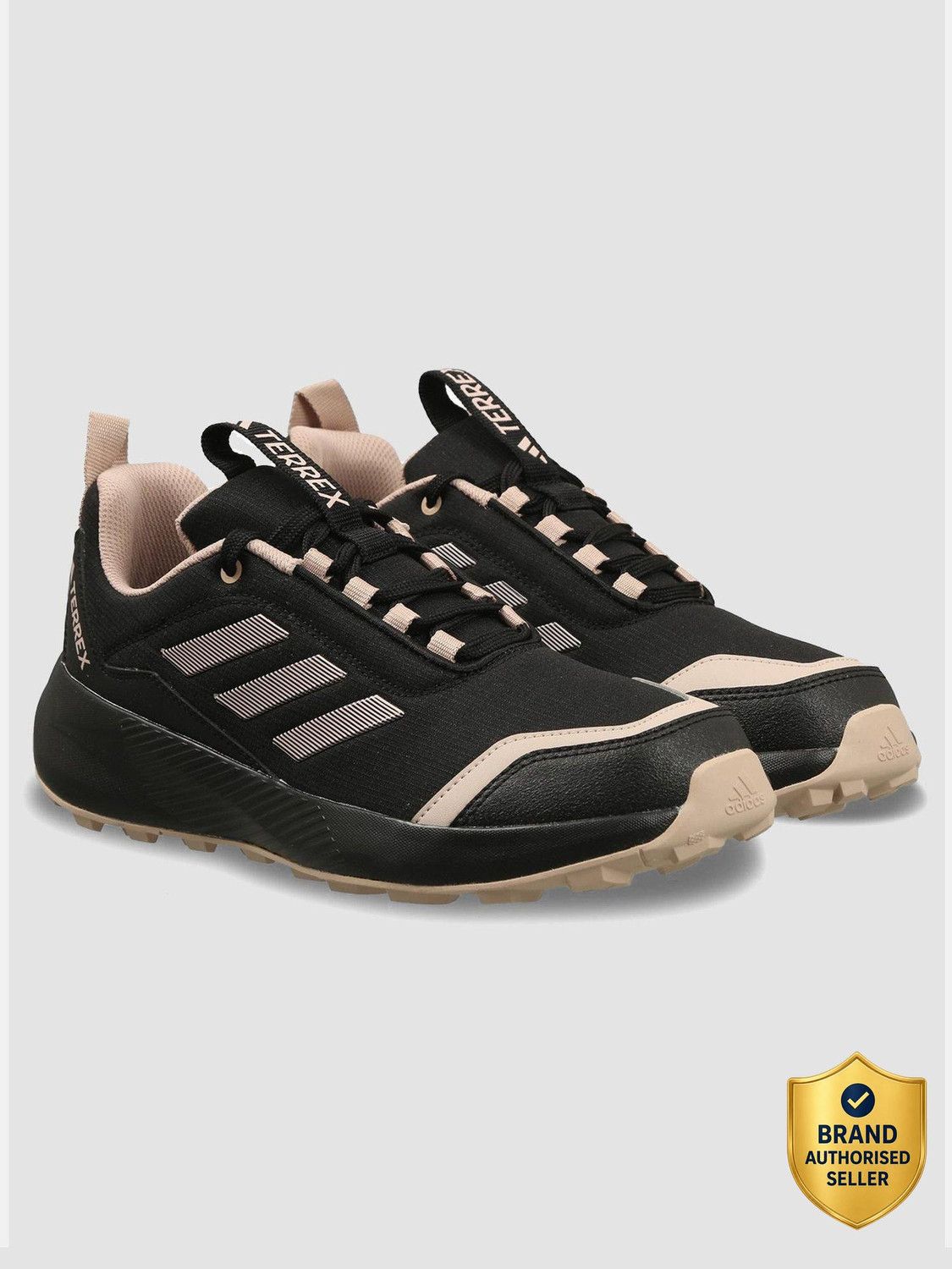 Adidas Tramp Pro Black Running Shoes for Men - Image 6