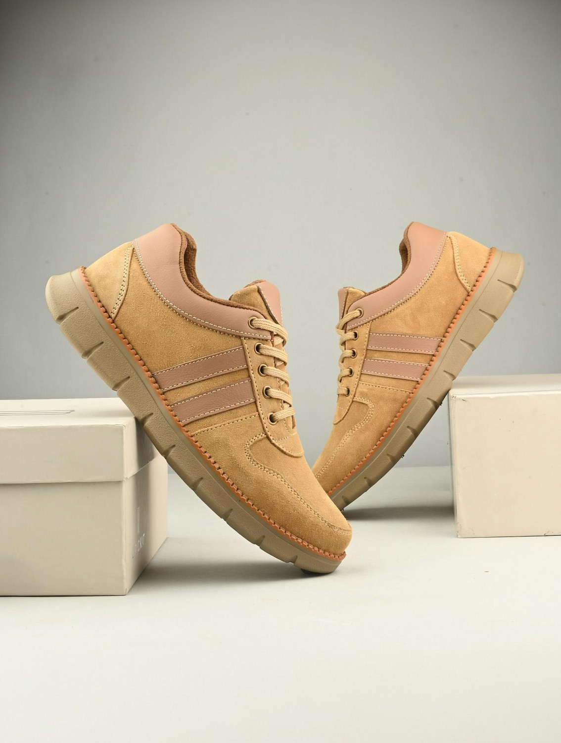 Knight Walkers Men Sneakers - Image 1