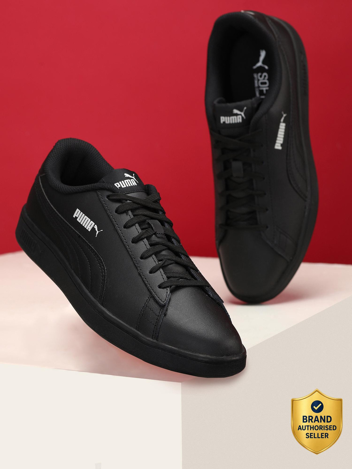 Image of PUMA Smashic Sneakers For Men (Black , 12)