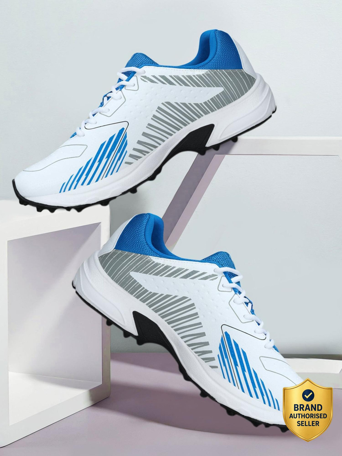 PUMA Cricket Power Cricket Shoes For Men - Image 1