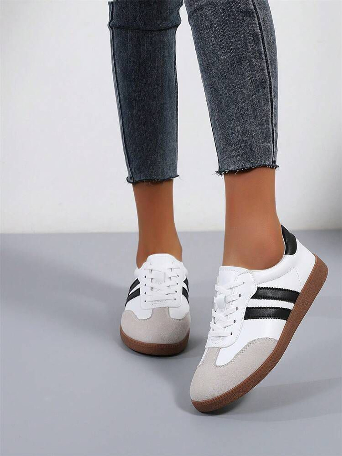 Image of Fabbmate Sneakers For Women (White , 4)