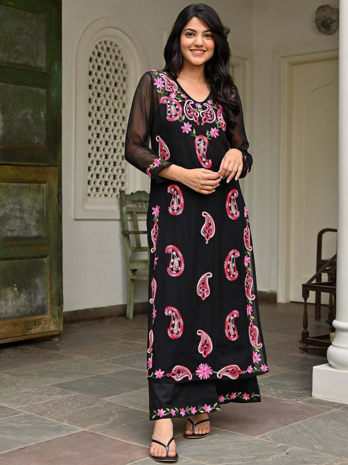 Image of KALPRANG Women Silk Blend Dupatta Set