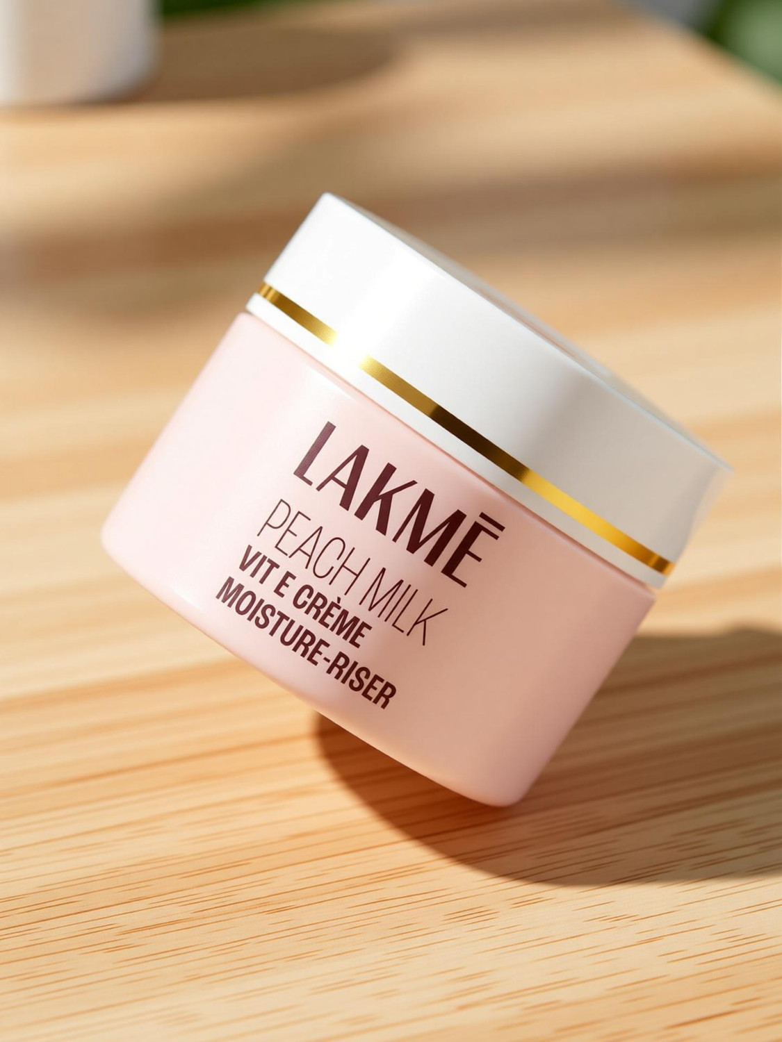 Image of Lakme Peach Milk Vit E Cream Moisturizer LP5 (200 g)