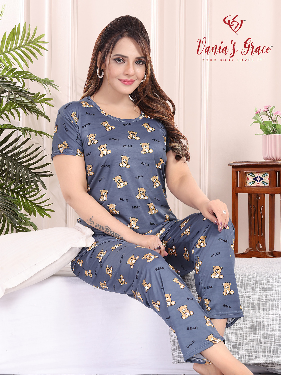 Image of Vania's grace Women Top & Pyjama Set Green, Blue Printed