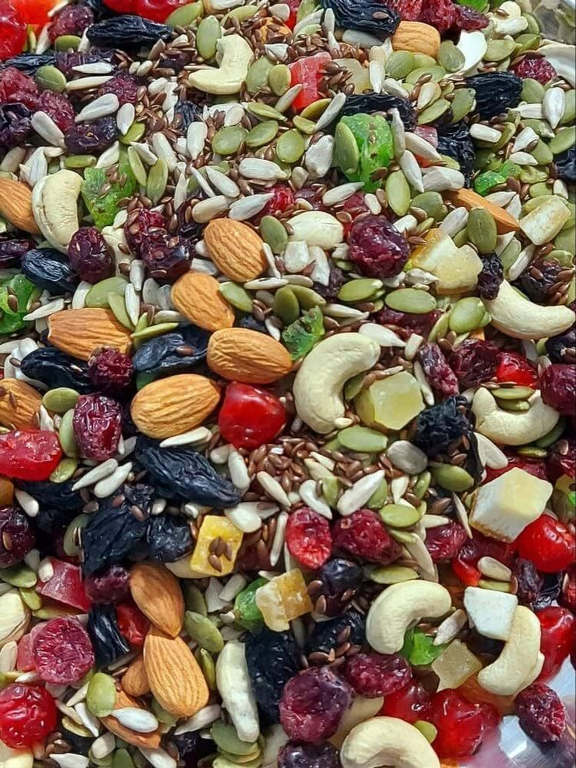 Image of GROCERYONTHEGO 53MixDryFruits1kgCashewAlmondRaisinsWallnutsPistachiosAnjeerBlackRaisinsApricot (1 x 1 kg)
