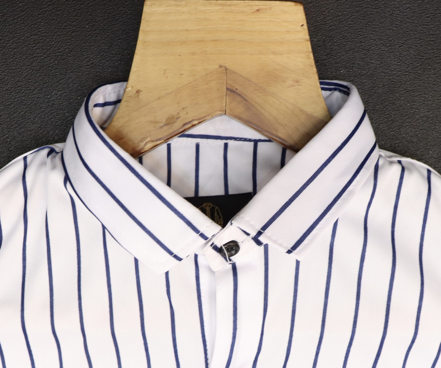 Image of Trishiv Men Regular Fit Striped Cut Away Collar Casual Shirt