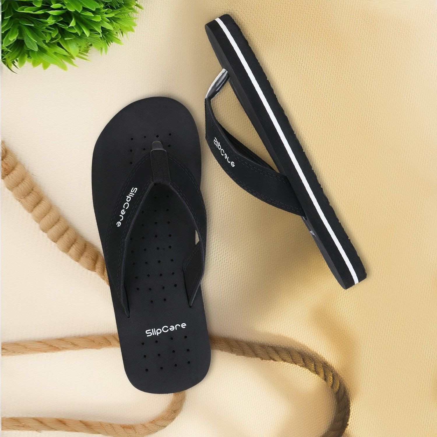 Image of Good Friend Men Slippers (Black , 9)