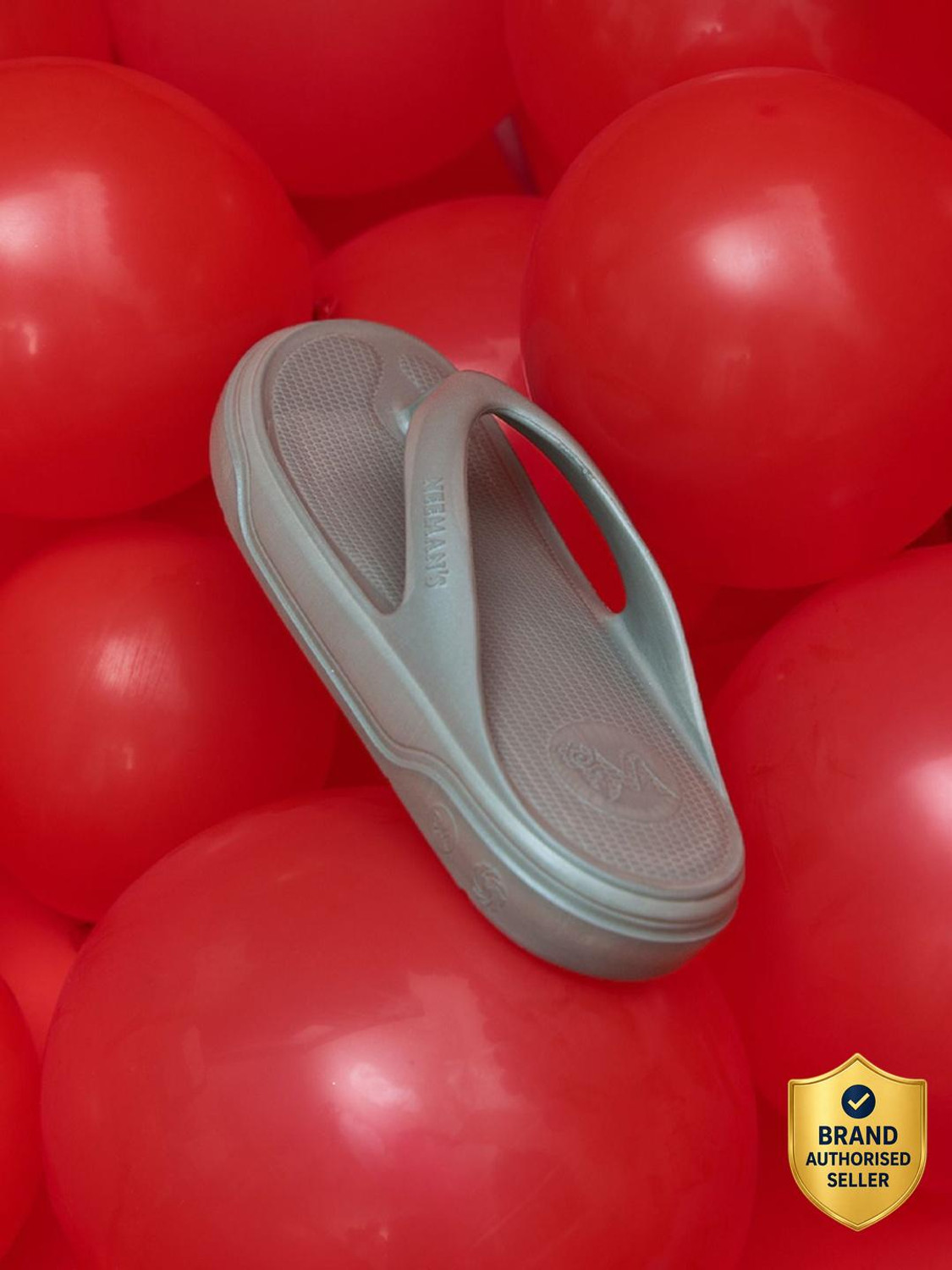 Neemans Men Flip Flops (Grey , 7) - Image 1