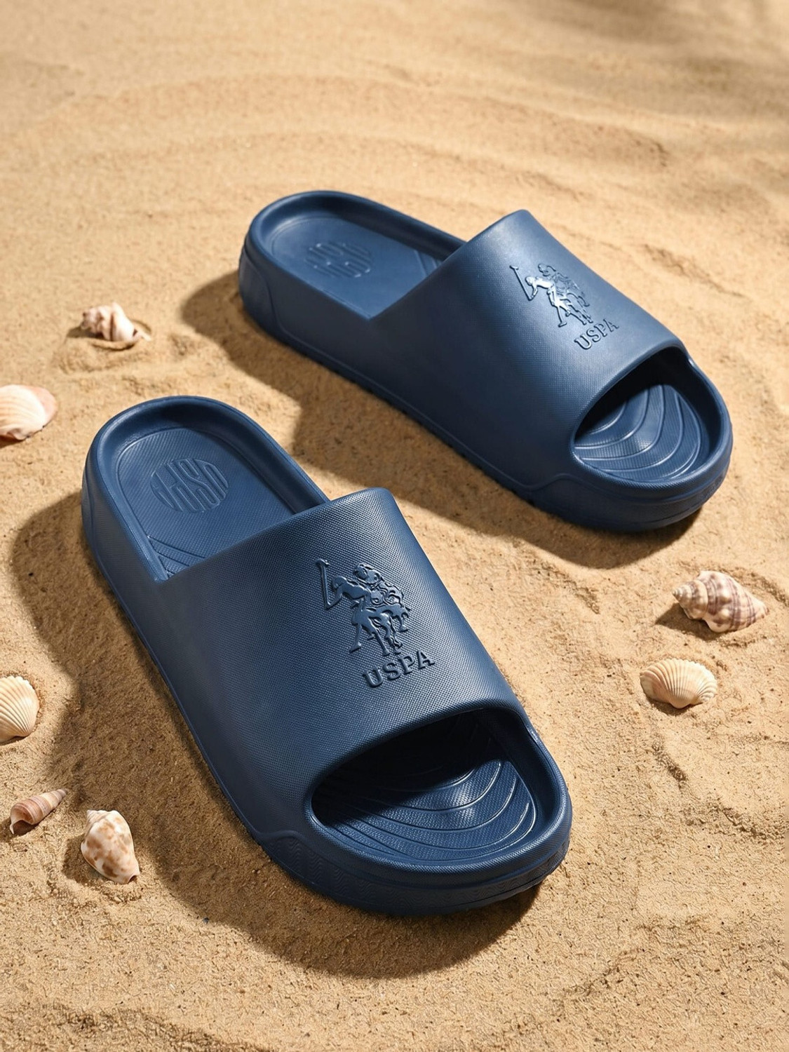 Image of CROCS Men Flip Flops (Blue , 6)