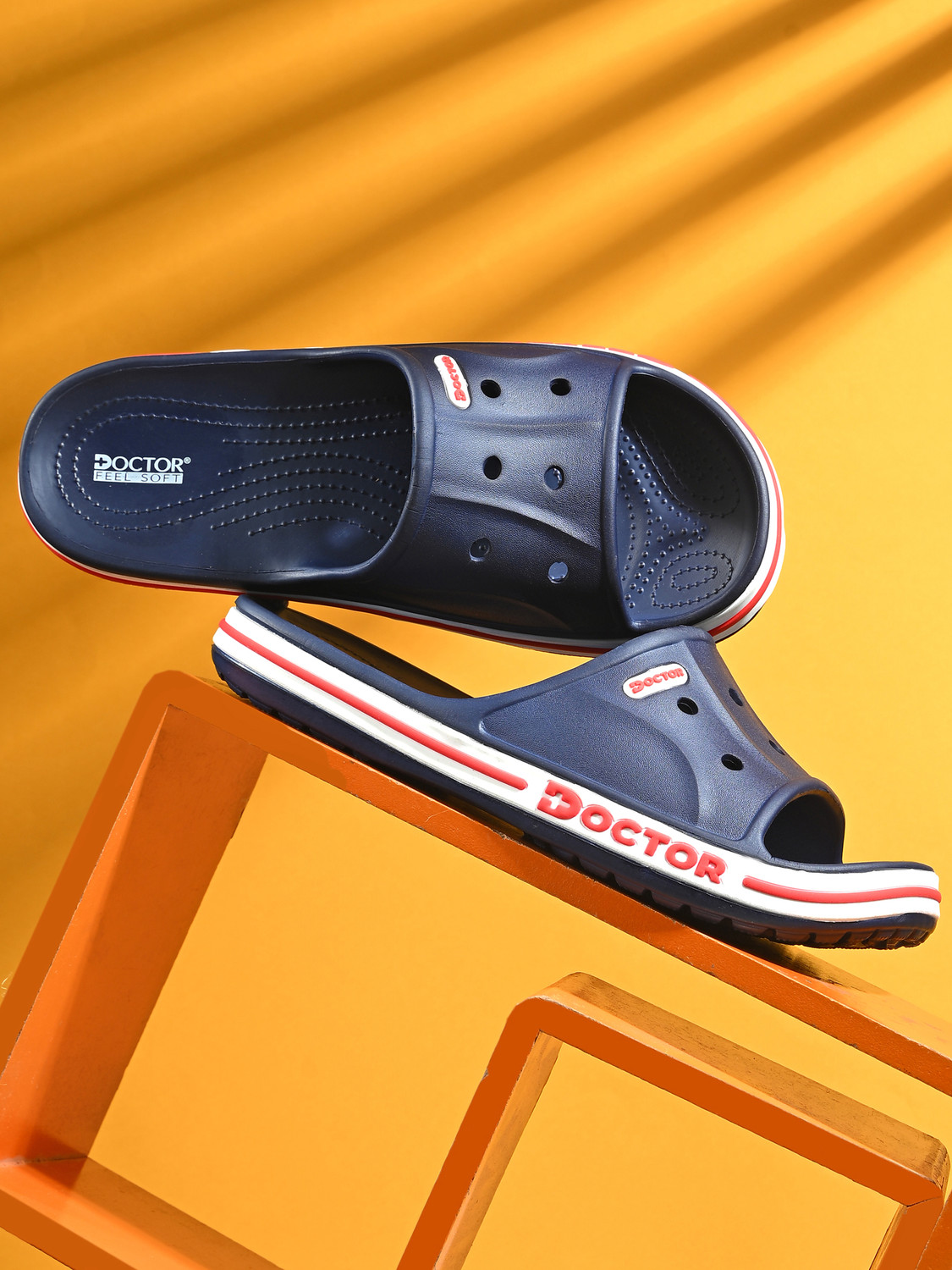 Image of RED TAPE Men Slides (Black , 9)