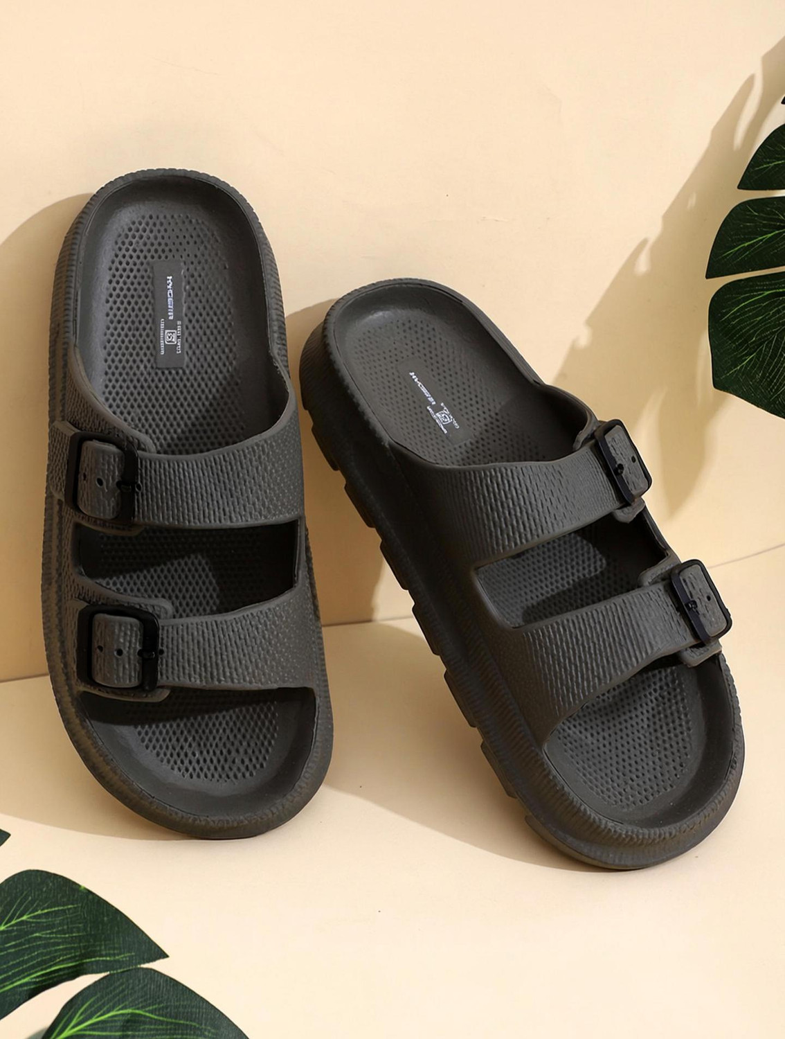 Image of FLITE Men Slides (Black , 10)