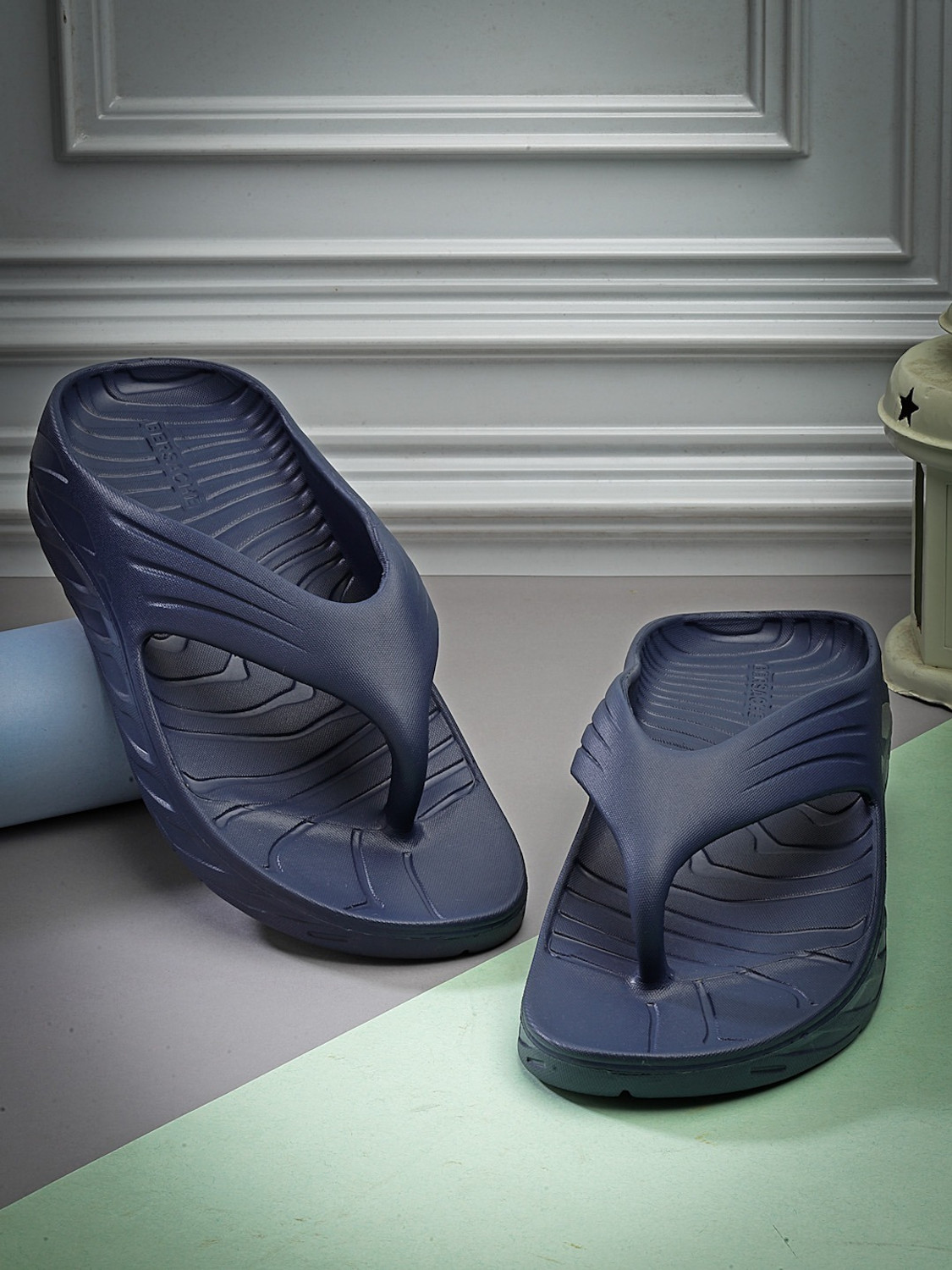 Image of CROCS Men Sandal (White , 3)