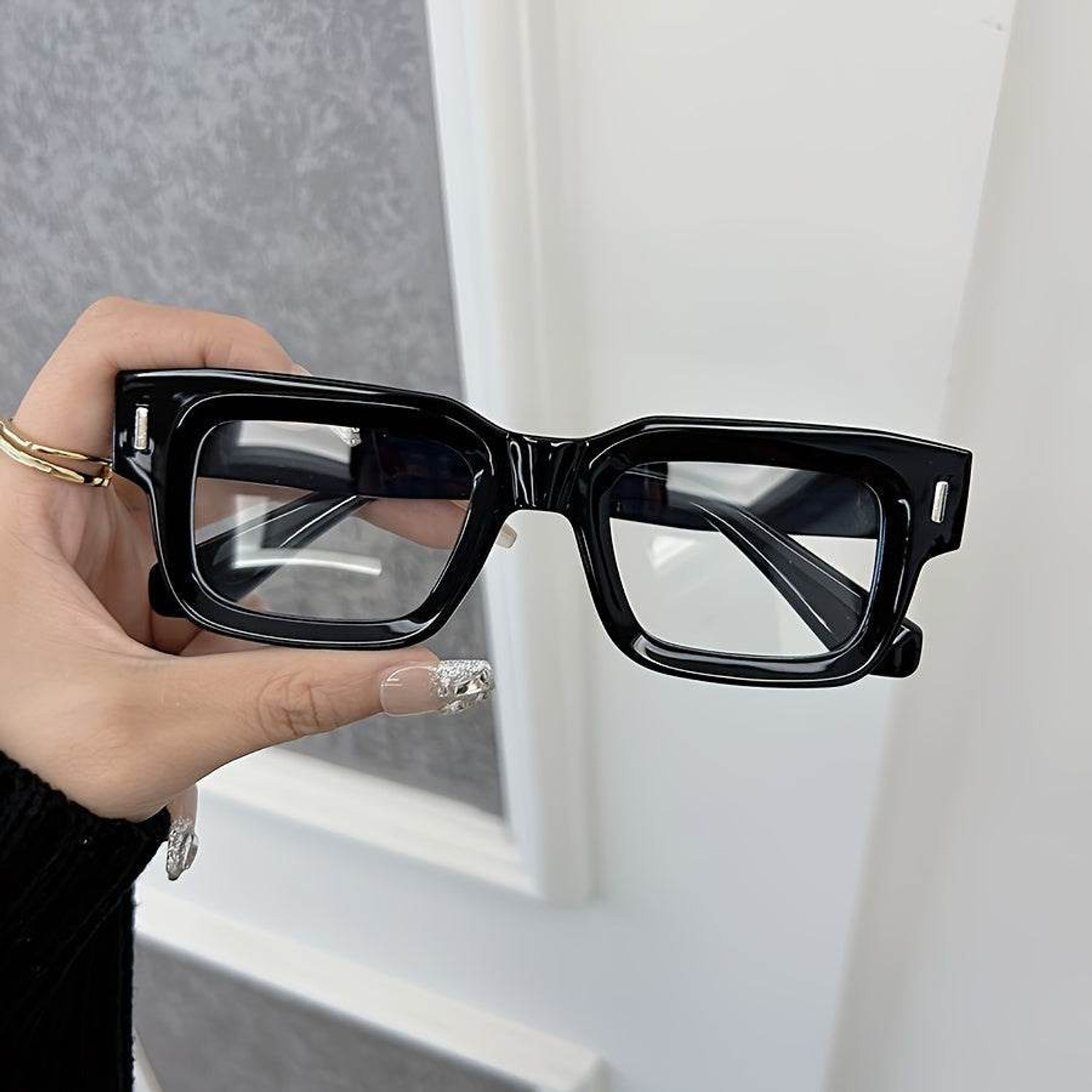 Image of AURELIN Full Rim Square Anti Glare & Blue Cut Computer Glass For Men & Women (140 mm)