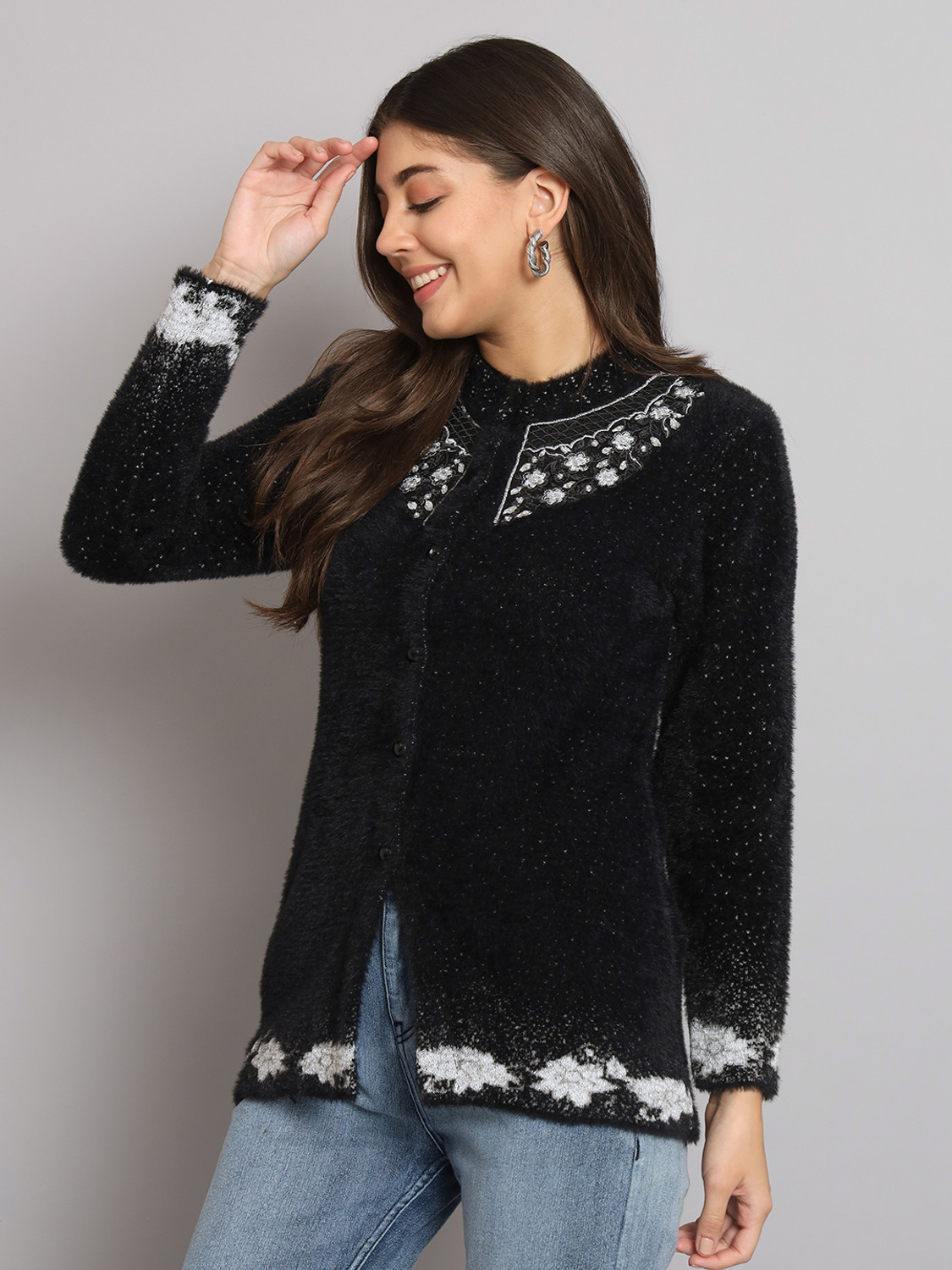 Image of eWools Women Floral Print Round Neck White Sweater