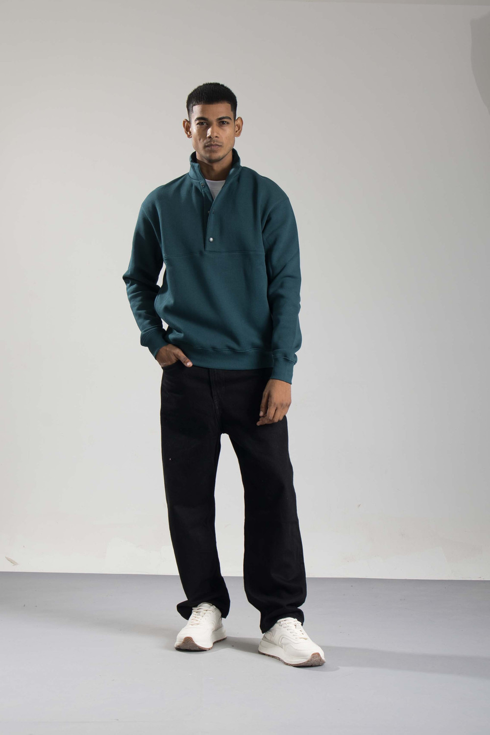 Image of Oneway Men Full Sleeve Solid Sweatshirt