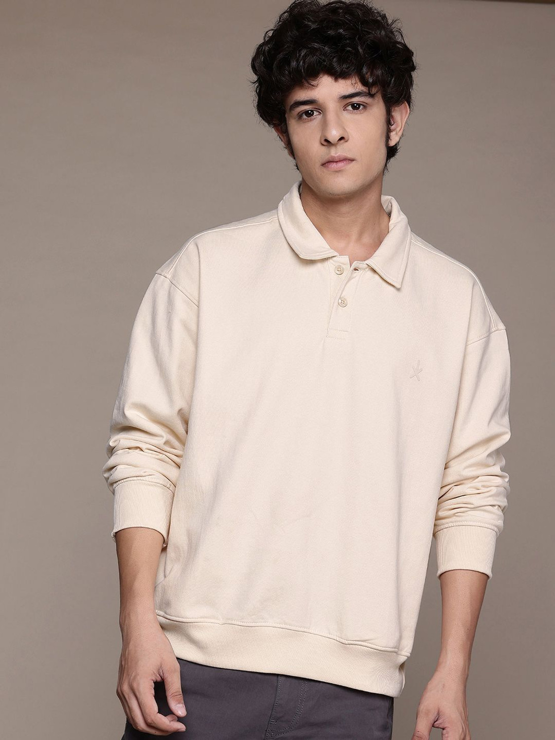 Image of Roadster Men Full Sleeve Solid Sweatshirt