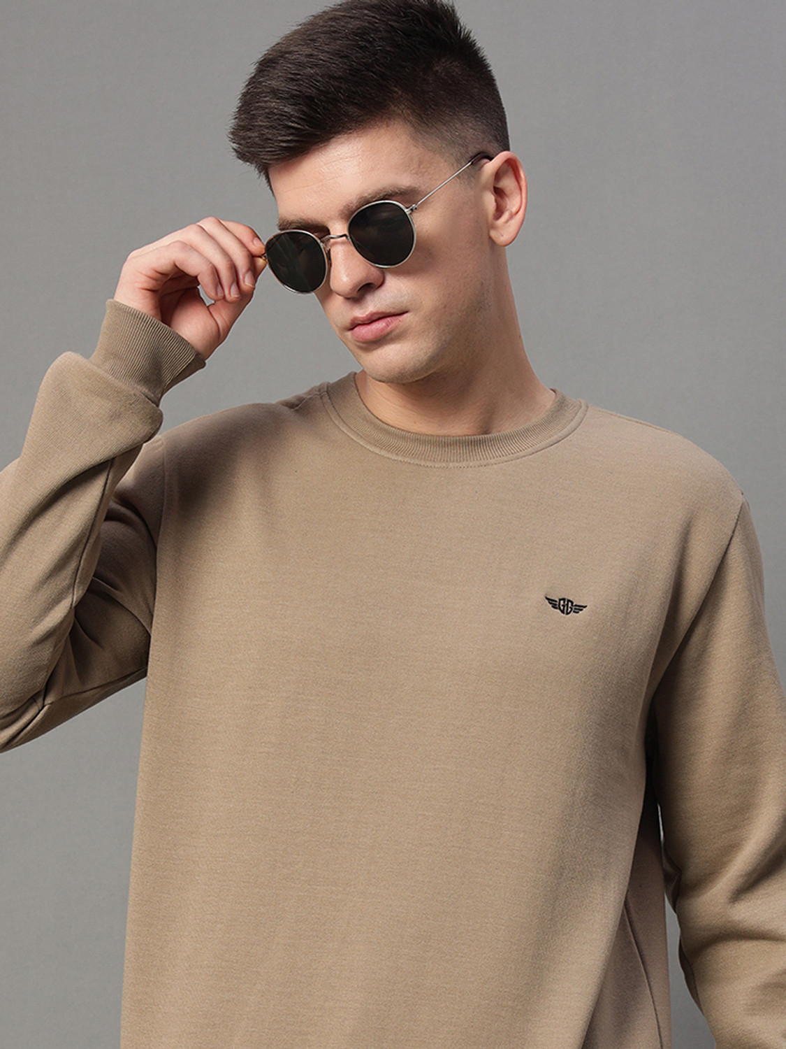Image of GETGOLF Men Full Sleeve Solid Sweatshirt
