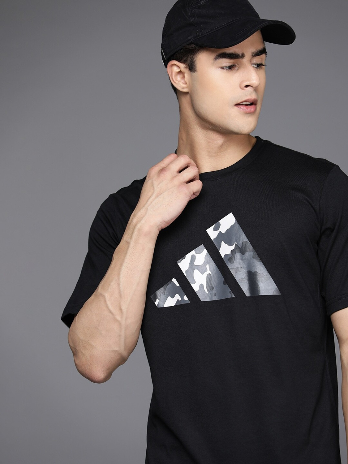 adidas Men Black Pure Cotton Crew Neck T-Shirt - Image 1