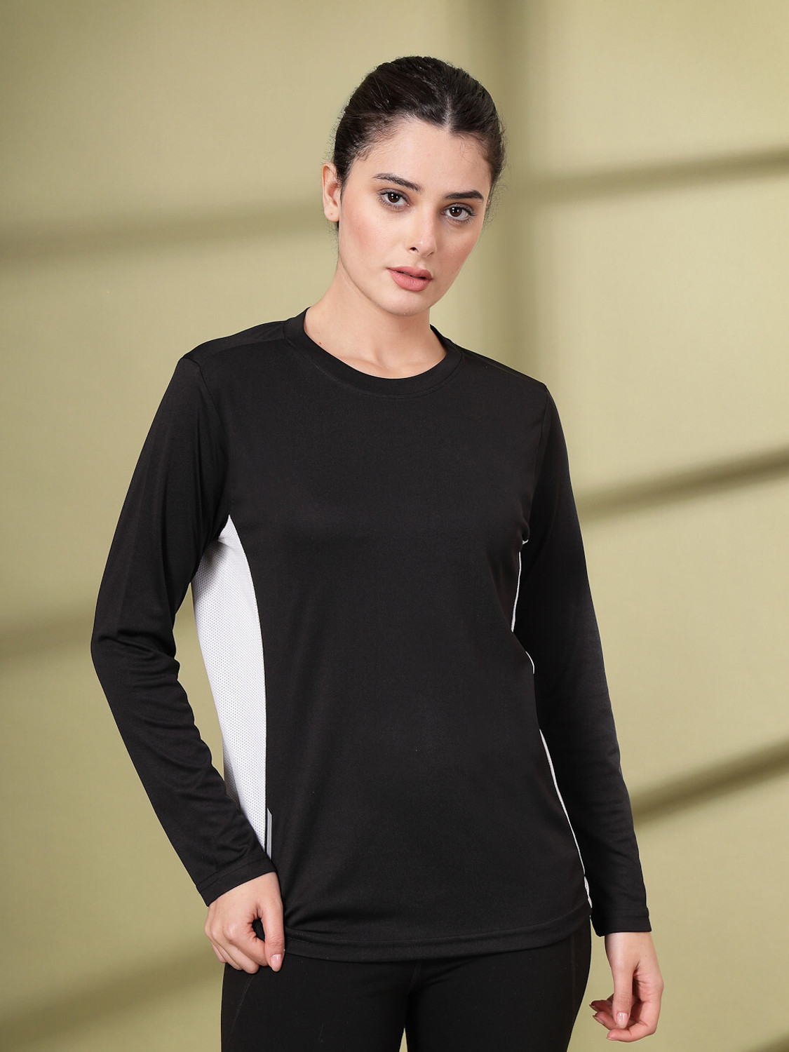 Image of CHKOKKO Women Solid Round Neck Polyester Green T-Shirt