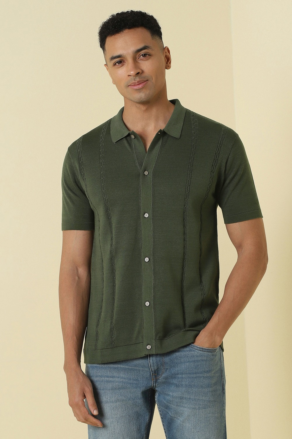 Allen Solly Solid Men Polo Neck Green T-Shirt - Image 1