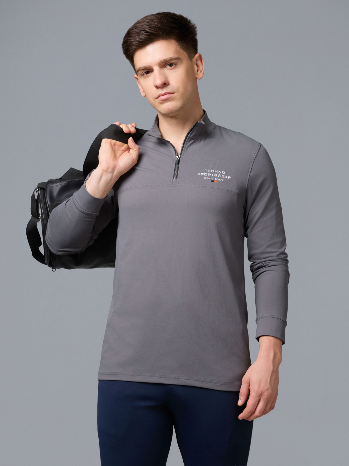 TECHNOSPORT Typography Men Zip Neck Grey T-Shirt