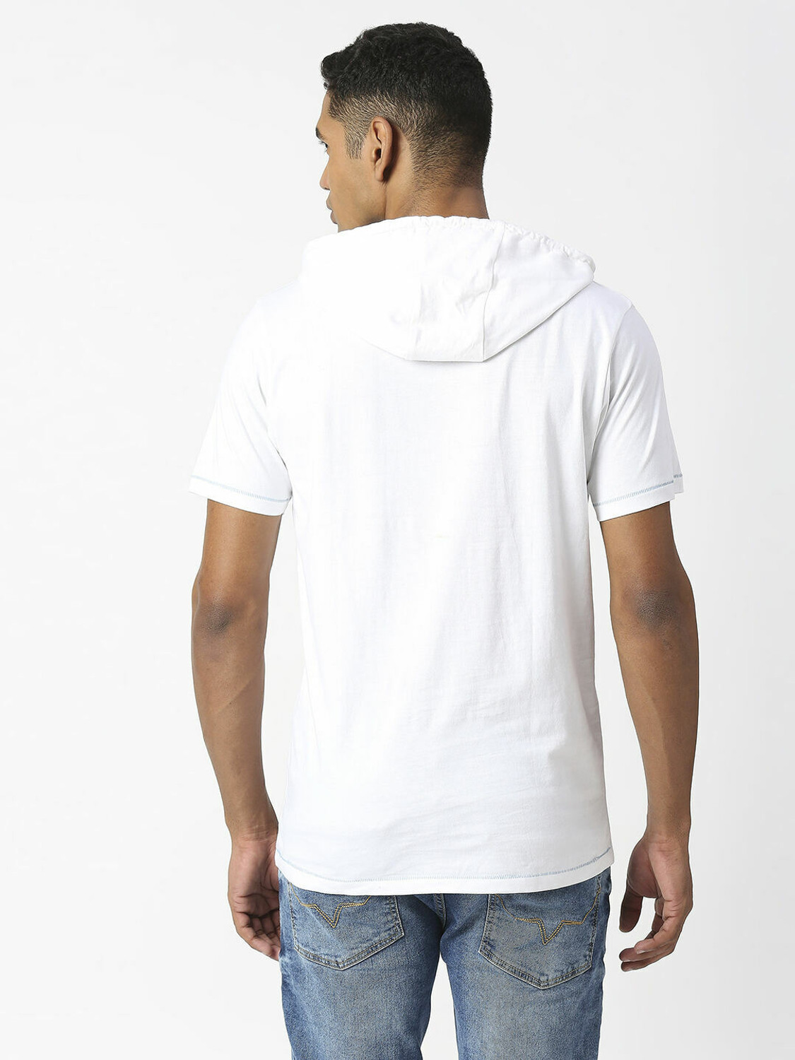 Image of Pepe Jeans Men Printed Hooded Neck Pure Cotton White T-Shirt