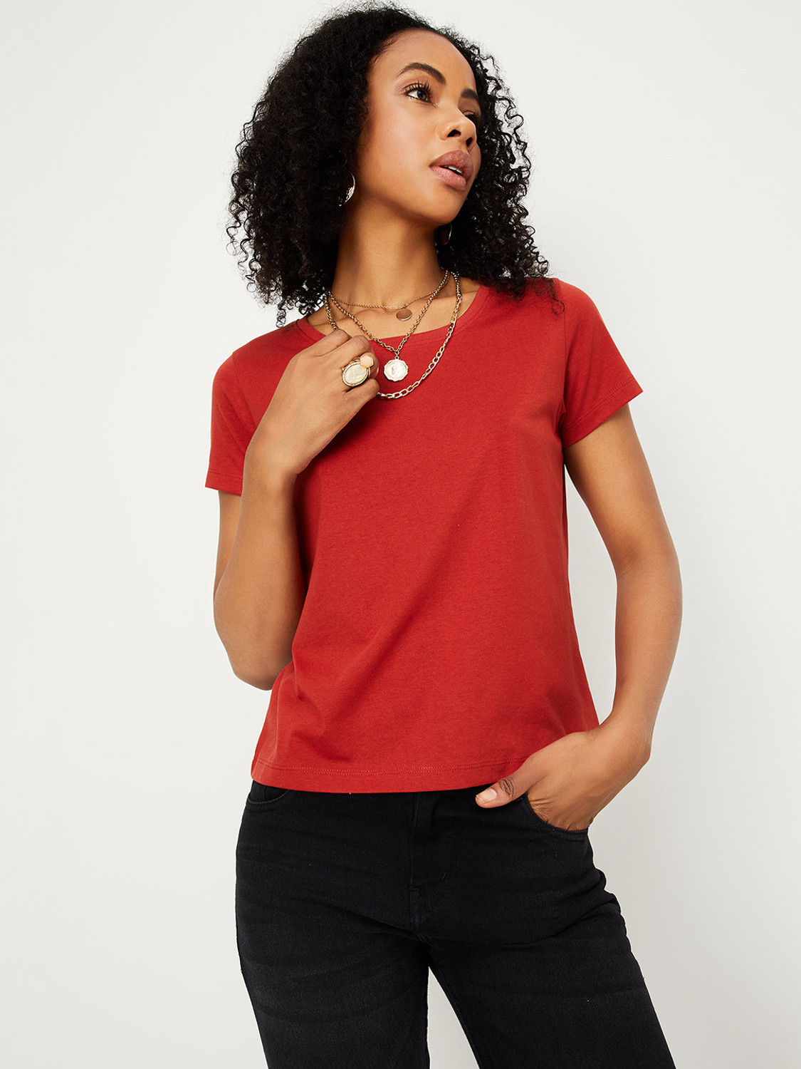 Image of Roadster Women Printed Round Neck Pure Cotton Black T-Shirt