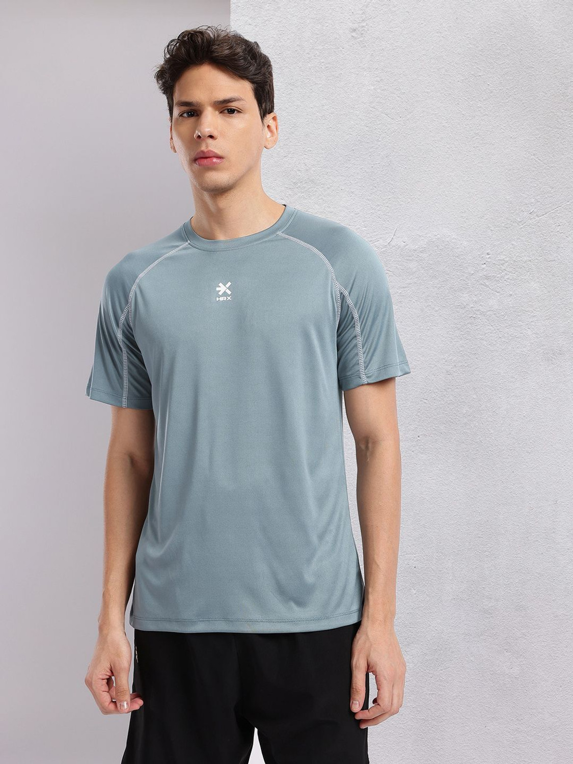 Image of HRX by Hrithik Roshan Men Solid Round Neck Polyester Grey T-Shirt