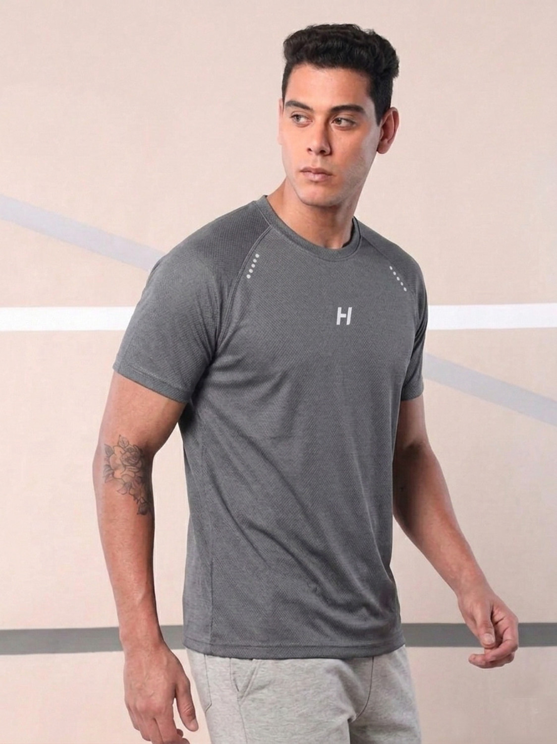 Image of HEPAKA Men Solid Round Neck Polyester Grey T-Shirt