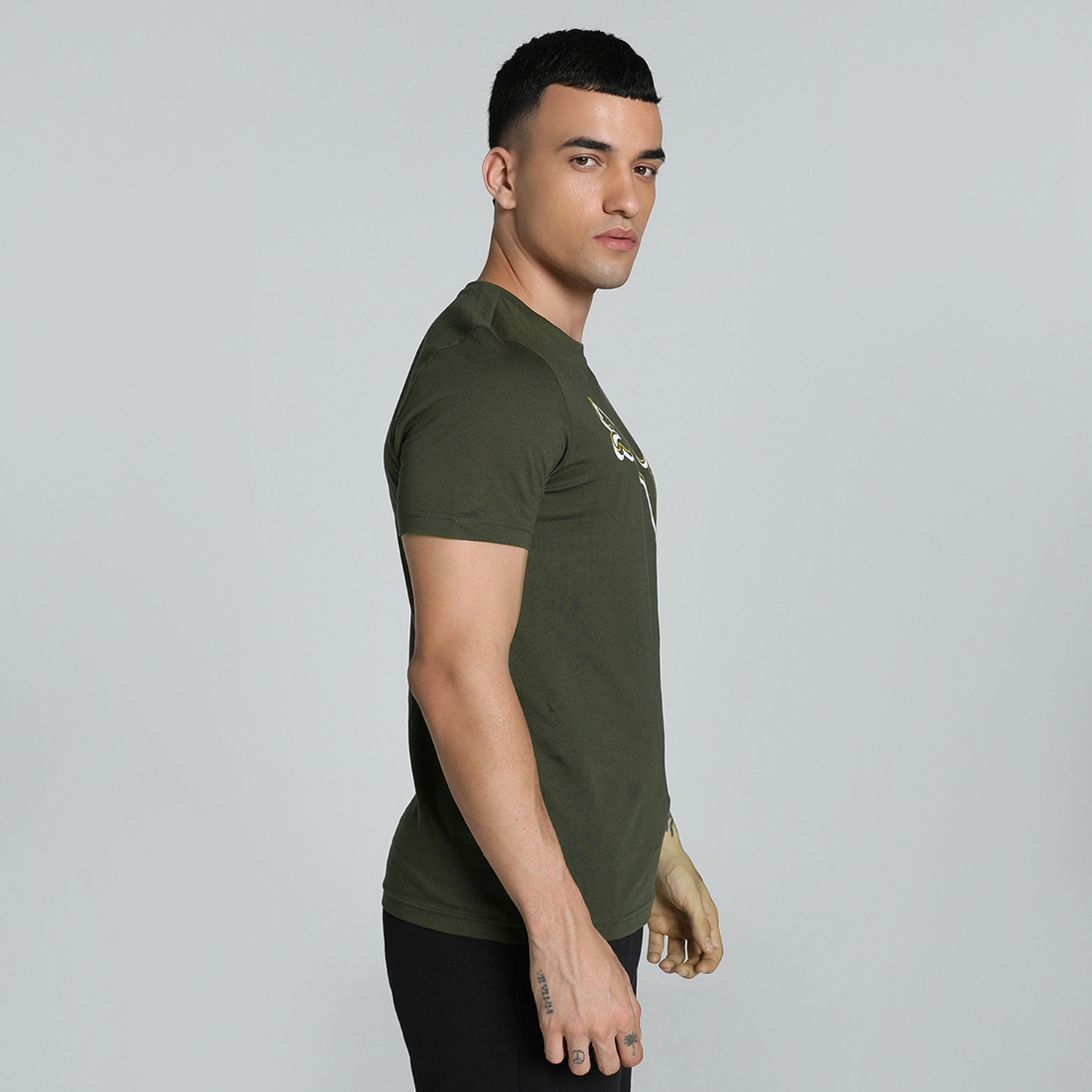 Image of PUMA Men Solid Crew Neck Cotton Blend Green T-Shirt