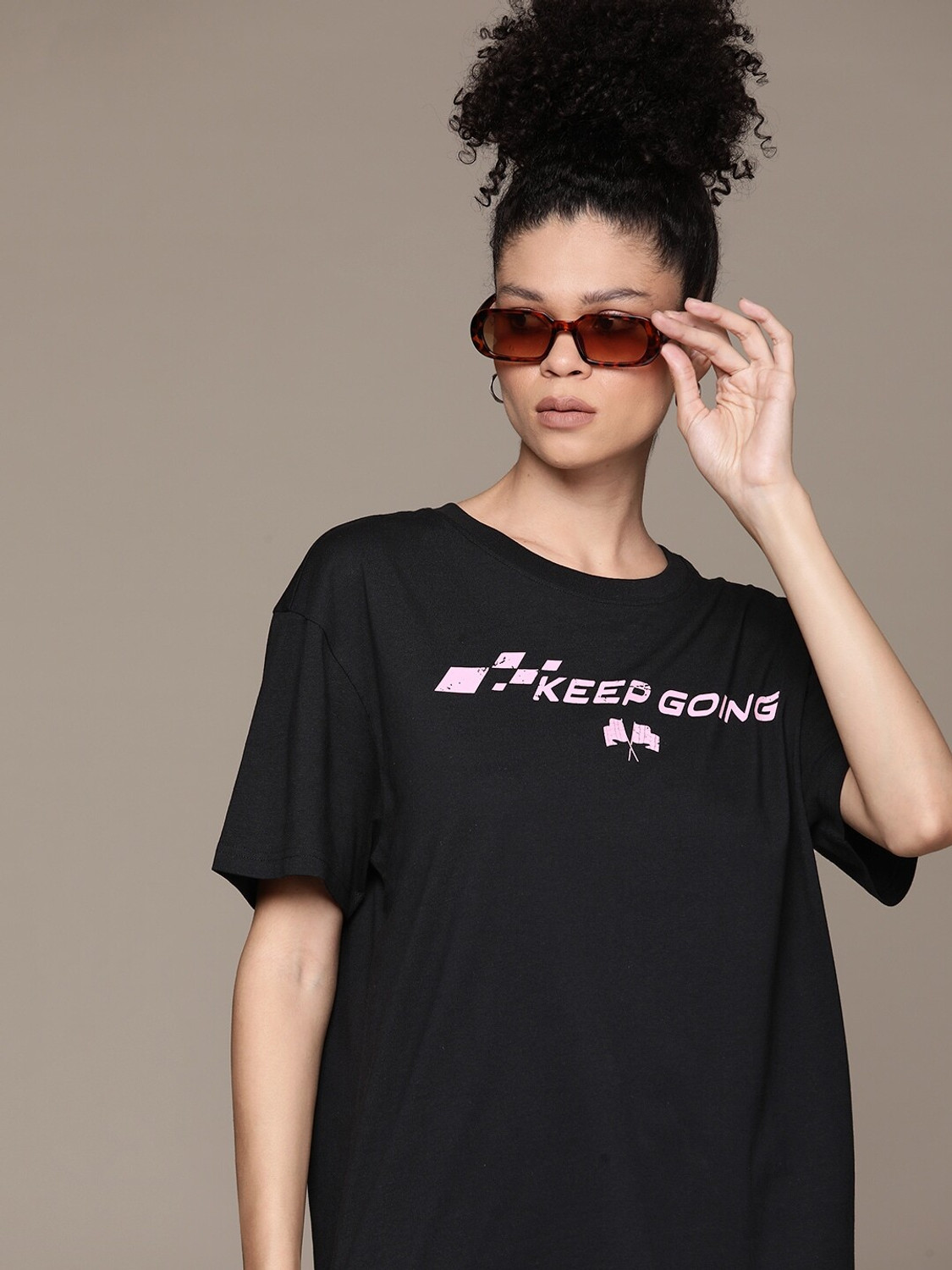 Image of Roadster Women Printed Round Neck Pure Cotton Black T-Shirt