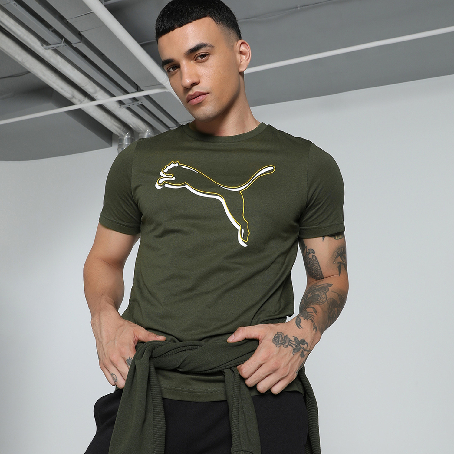 Image of PUMA Men Solid Crew Neck Cotton Blend Green T-Shirt