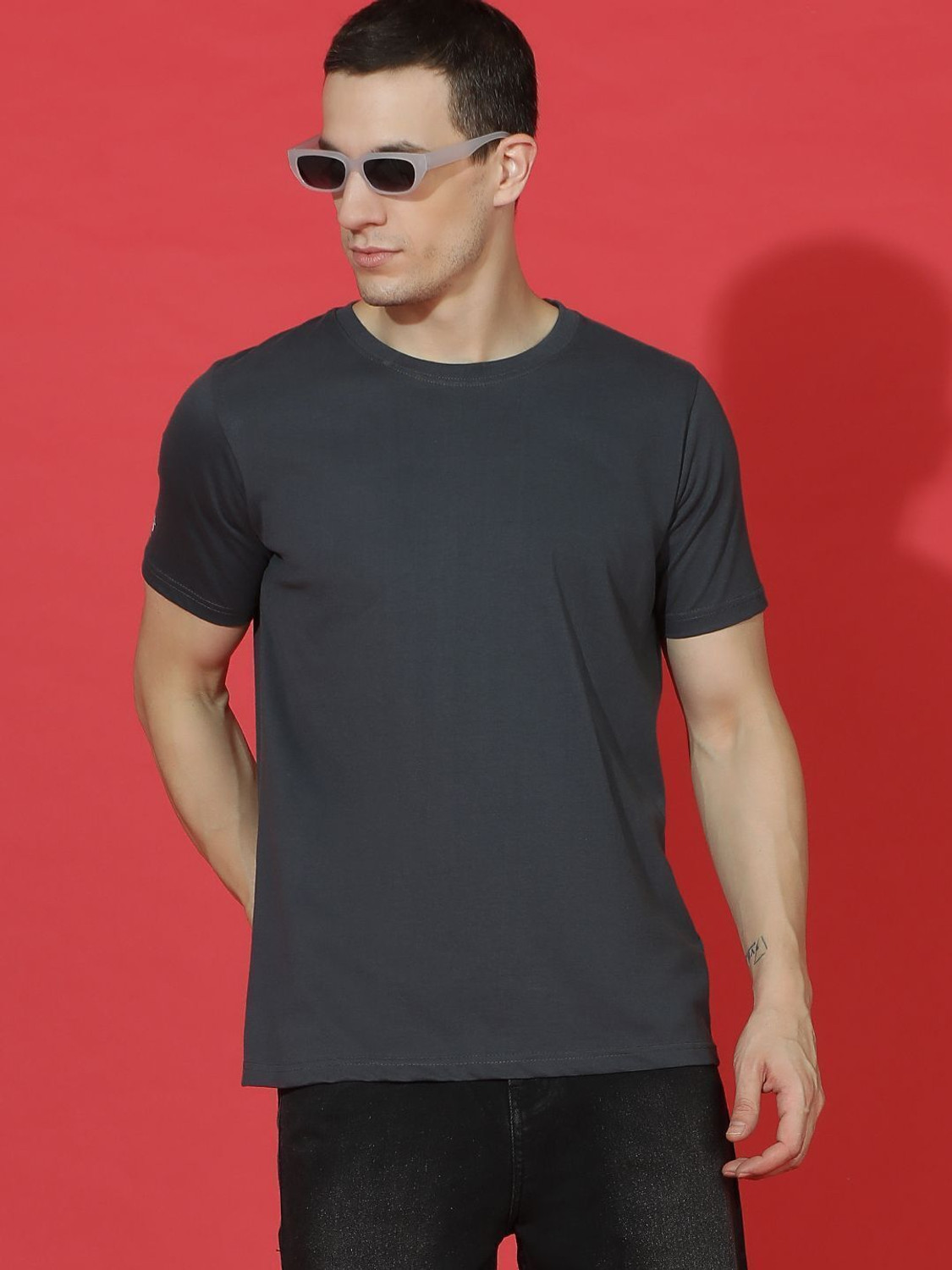 Image of TRIPR Men Solid Mandarin Collar Cotton Blend Black T-Shirt