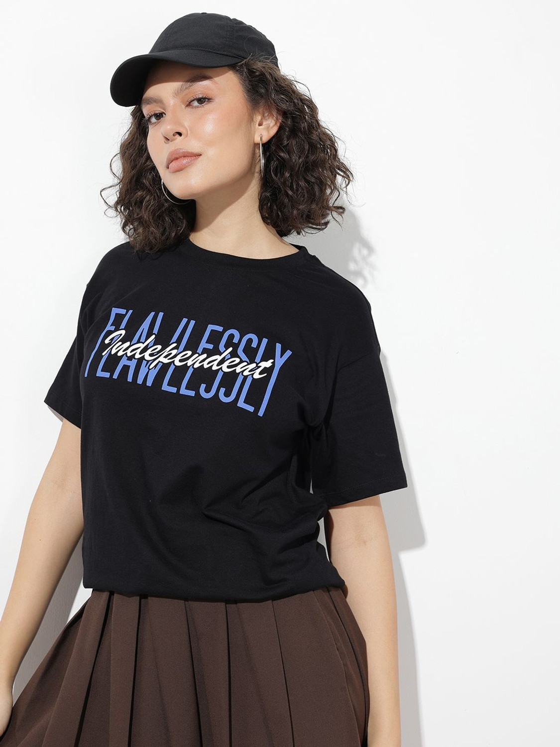 Image of Roadster Women Printed Round Neck Pure Cotton Black T-Shirt