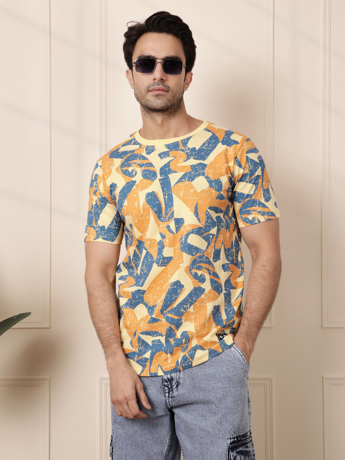 Image of WROGN Men Solid Crew Neck Pure Cotton Yellow T-Shirt