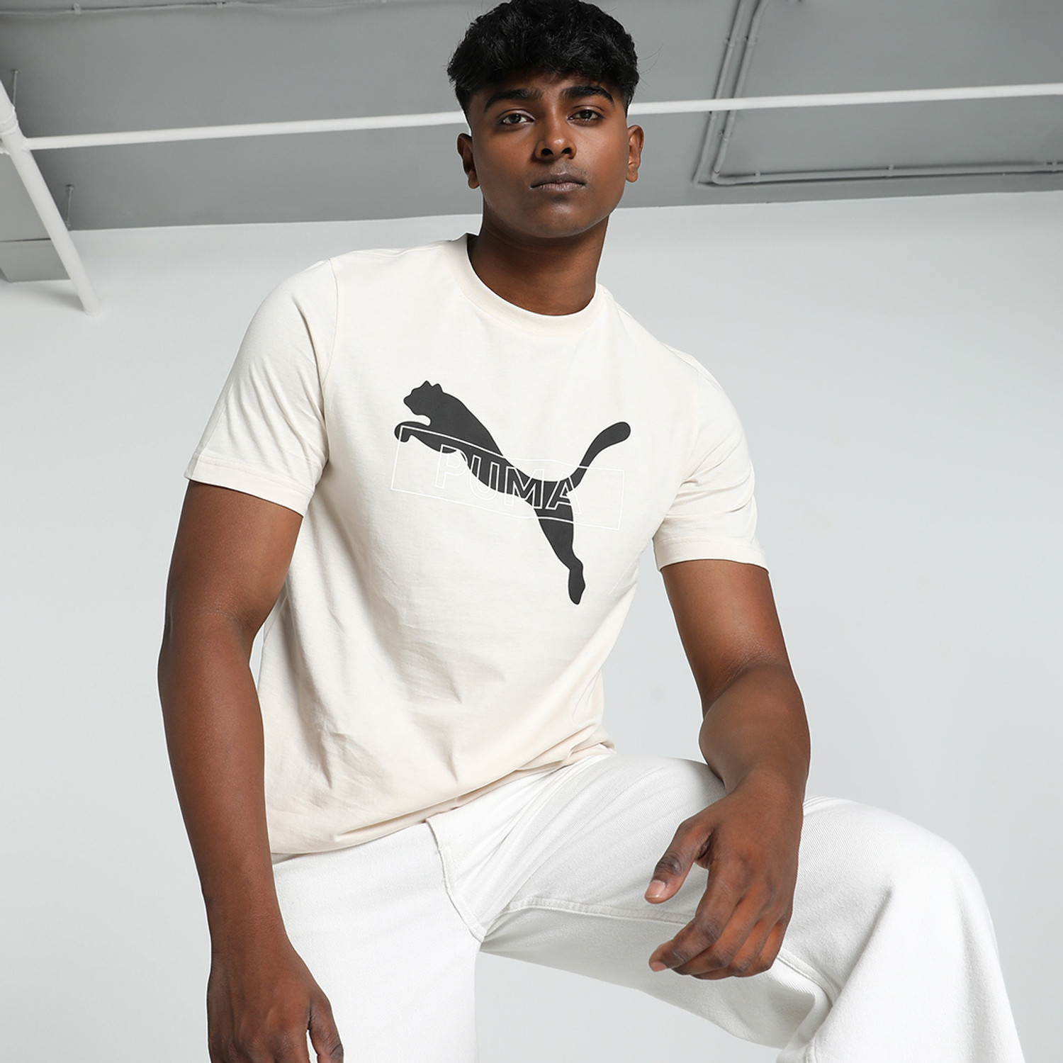 Image of PUMA Men Solid Crew Neck Cotton Blend Green T-Shirt