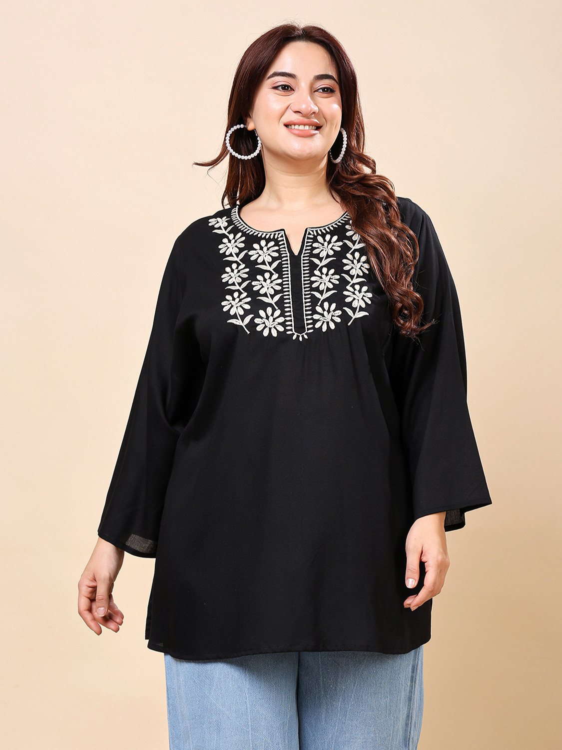 Image of FebQ Casual Roll Up Sleeves Printed Women Black Top