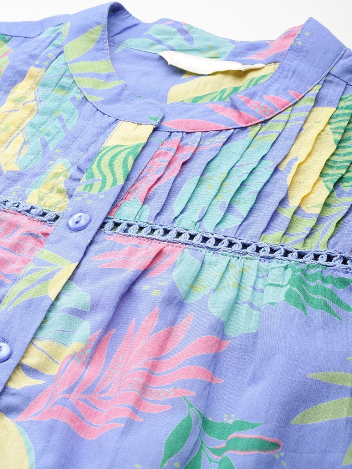 Image of Kavisaa Casual Regular Sleeves Printed Women Multicolor Top