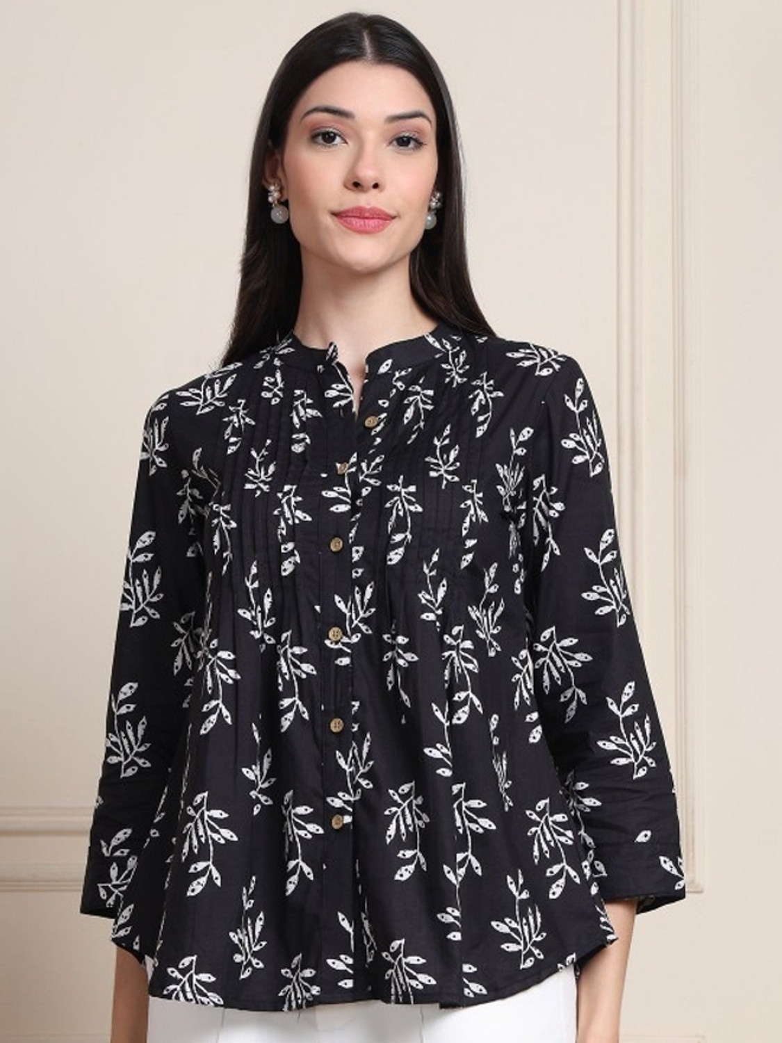 Image of Kavisaa Casual Regular Sleeves Printed Women Dark Blue Top