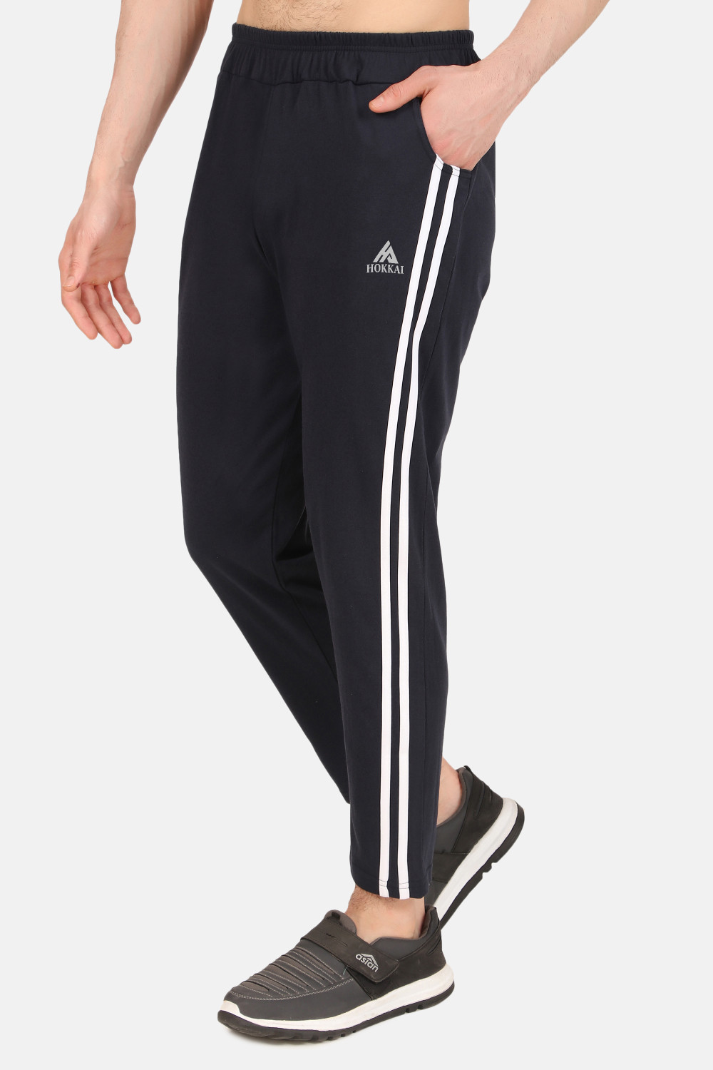 Image of UZARUS Men Printed Brown Track Pants