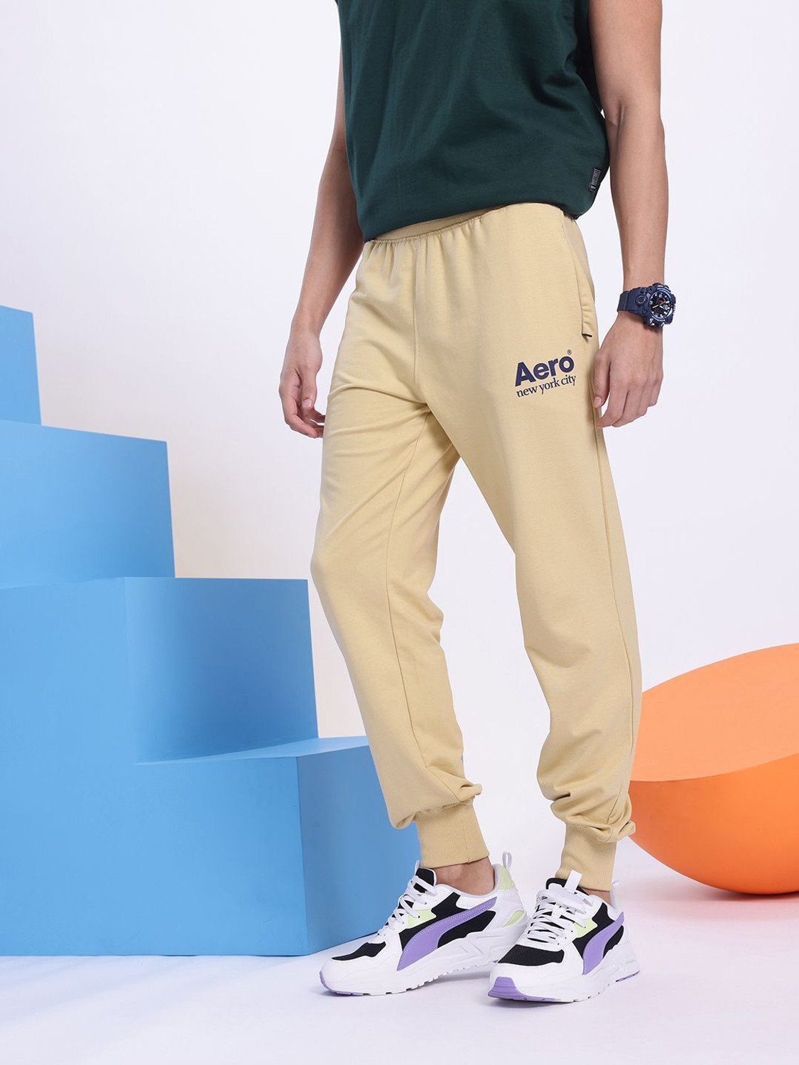 Image of AEROPOSTALE Men Checkered Beige Track Pants