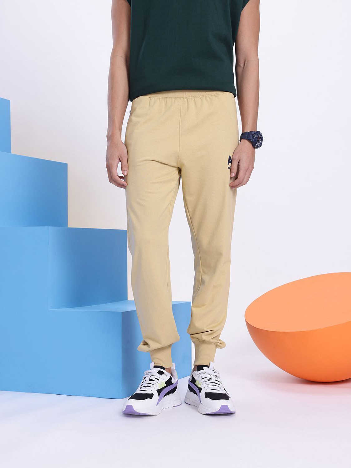 Image of AEROPOSTALE Men Checkered Beige Track Pants