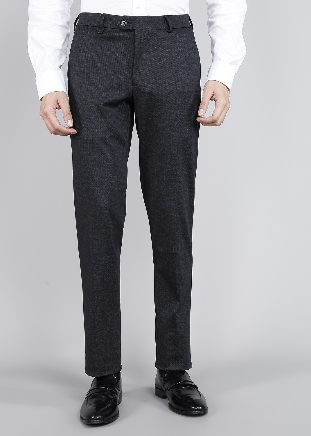 VAN HEUSEN Skinny Fit Men Black Trousers