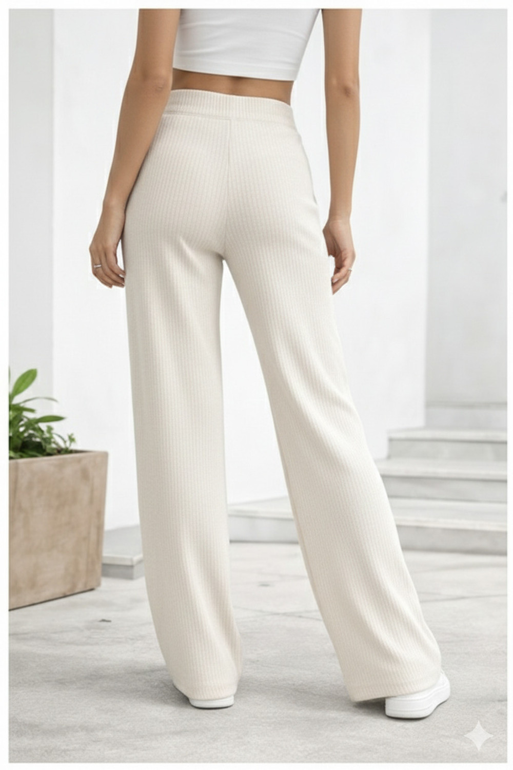 Image of Roadster Pack of 2 Women Relaxed Multicolor Cotton Blend Trousers