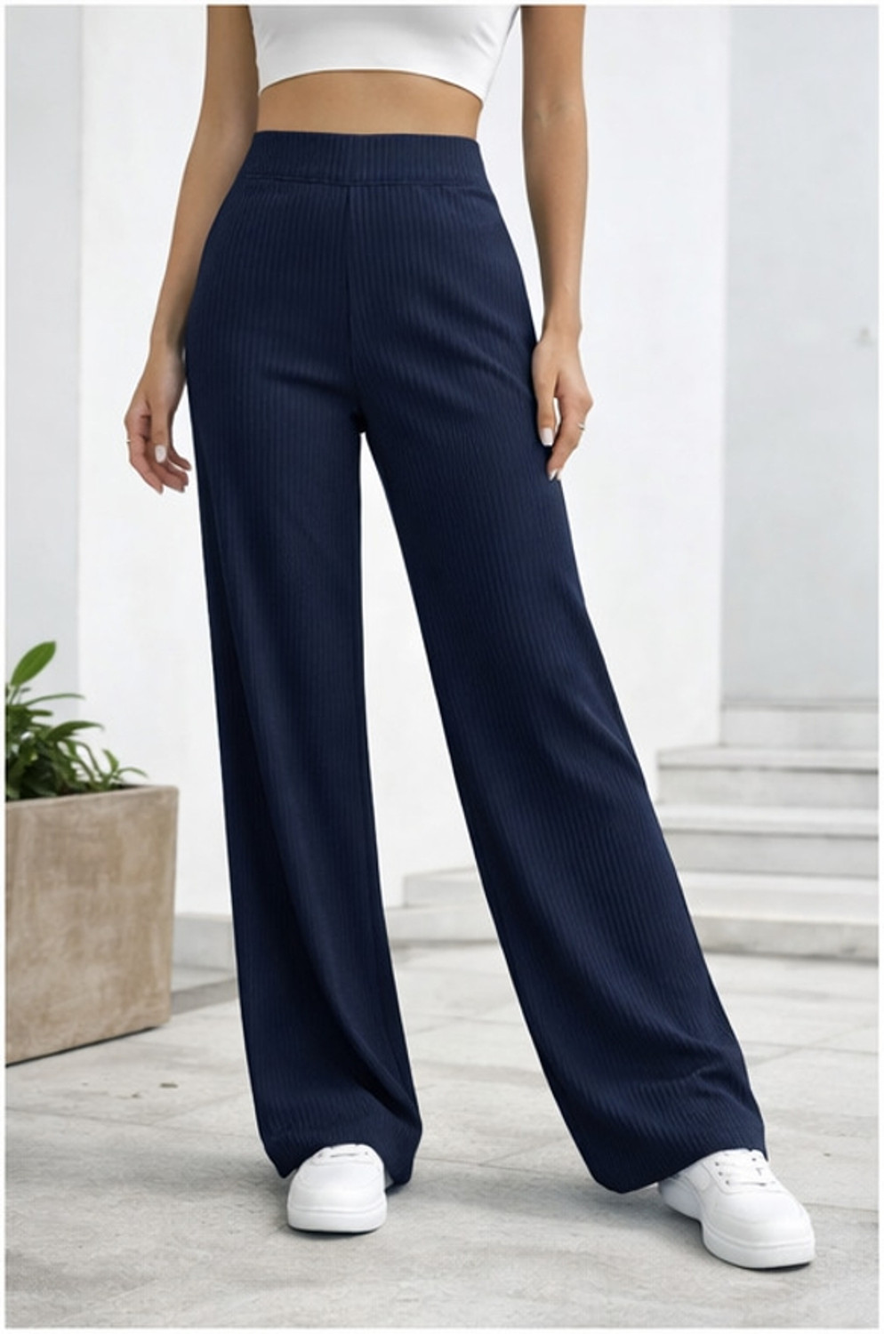 Image of Roadster Pack of 2 Women Relaxed Multicolor Cotton Blend Trousers