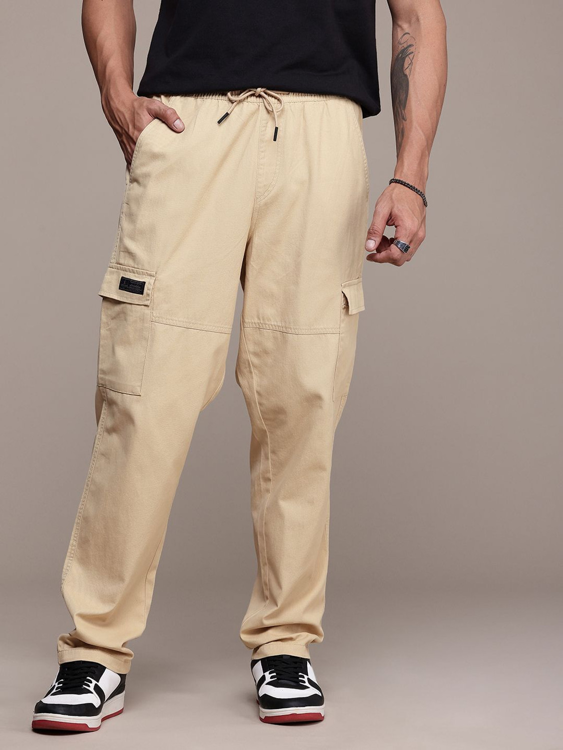 Image of Roadster Pack of 3 Men Regular Fit Multicolor Cotton Blend Trousers