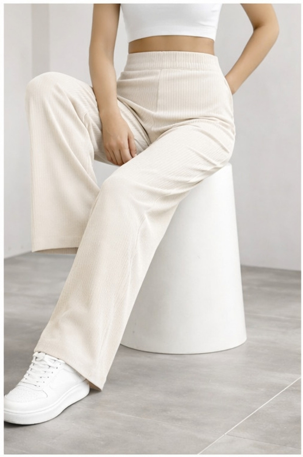 Image of Roadster Pack of 2 Women Relaxed Multicolor Cotton Blend Trousers