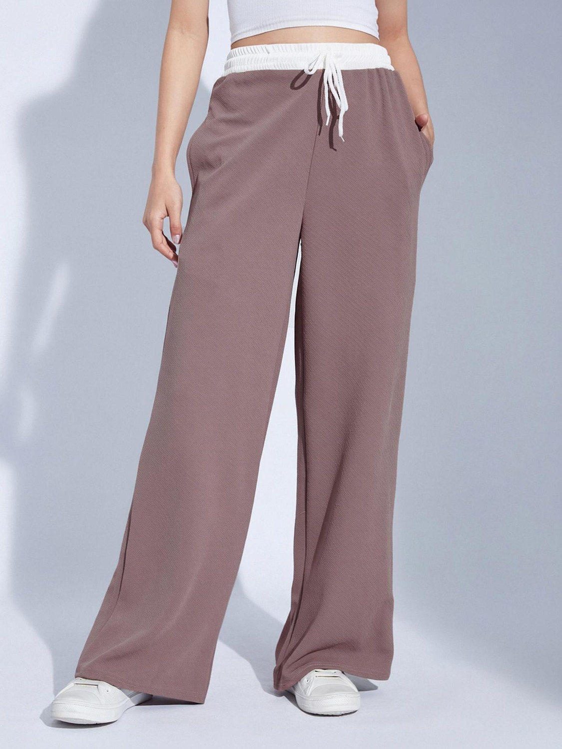 Image of Roadster Pack of 2 Women Relaxed Multicolor Cotton Blend Trousers