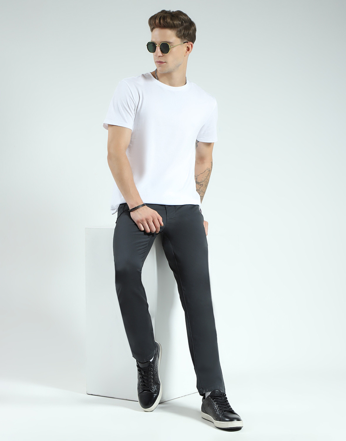 Image of MONTE CARLO Men Slim Fit Grey Cotton Blend Trousers